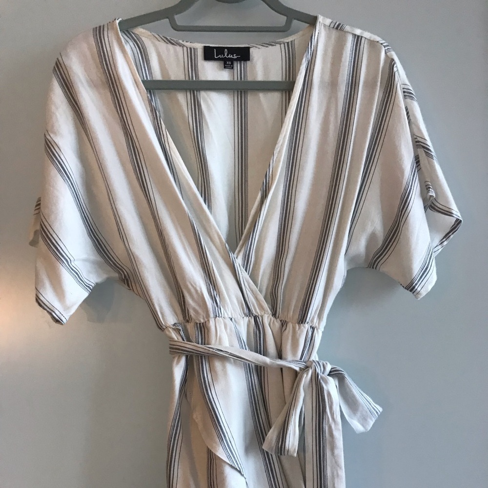 Lulu’s side tie romper